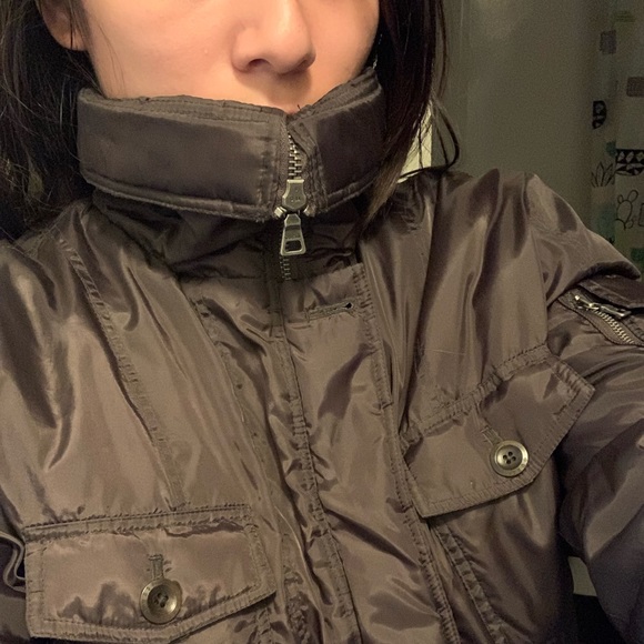 Guess Medium Cargo Y2K Style Embroidered Pocketed Zip Up Collared Puffer Jacket - Picture 10 of 12